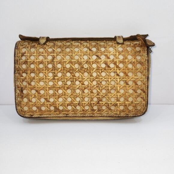 Vive La Difference $350 Carne Vienna Bag Sweet Tea Beige Clutch Wallet Crossbody - Picture 1 of 12